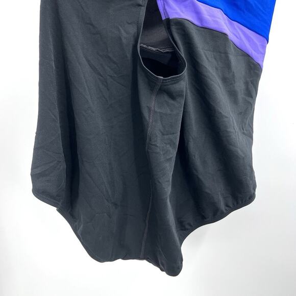 Lands End Athletic Bust Minimizer Cross Back One Piece Womens Bathing Suit - Picture 4 of 6